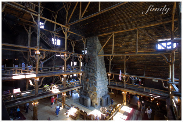 老忠實旅館內裝