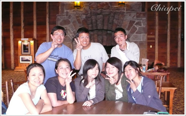 黃石也有從台灣來工讀的弟弟妹妹 :)