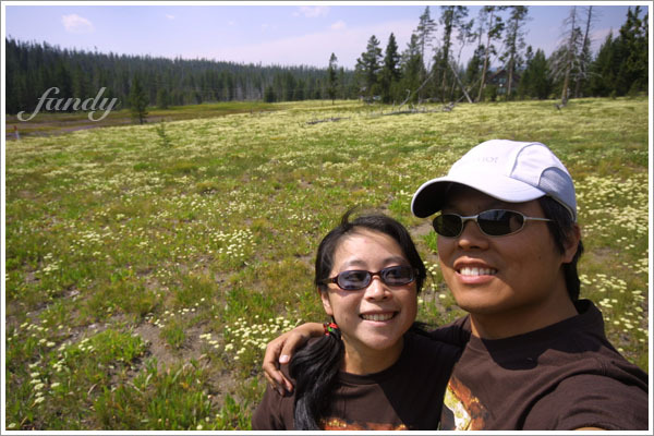 我只要看到遍地小野花就很開心