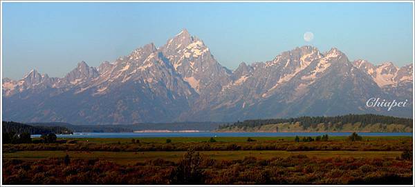 月亮快掉下去了