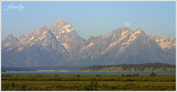注意畫面左下角的小芝麻點點