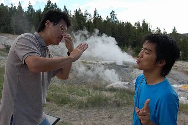 東杰搞笑(2) 吞雲吐霧