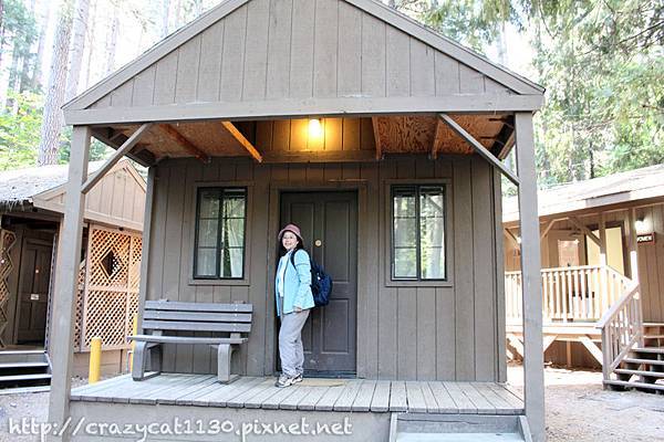 6/27 我們住的小木屋外觀
