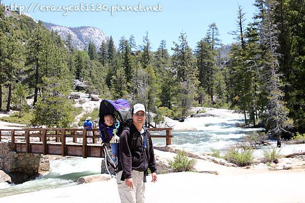 6/27 Q寶與爸爸@Top of Nevada Fall