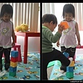 陳小牛堆好積木叫弟弟來踢(真是好姊姊)