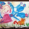 陳小牛畫作：擦指甲油的女生（及花、草地、枴杖糖、水管）