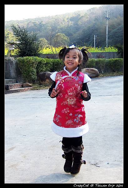 2/1 大年初二，裝扮得如此俏麗，因為要回娘家啦！