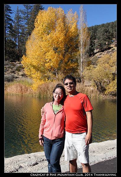 咦，把外套脫掉，顏色搭配多了 :p