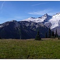 Rainier @ Sunrise 【全景】