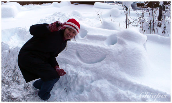 看起來不太厚的雪，其實非常深喔