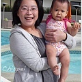 3/20 爸爸開會第二天!媽媽帶我去買好游泳褲(尿布)了!