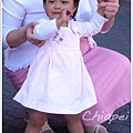 9/4 陳小牛的粉紅小洋裝真好看~