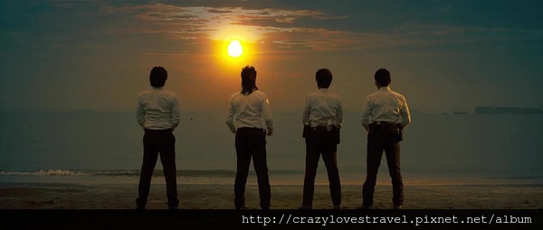 two thumbs2 two thumbs2