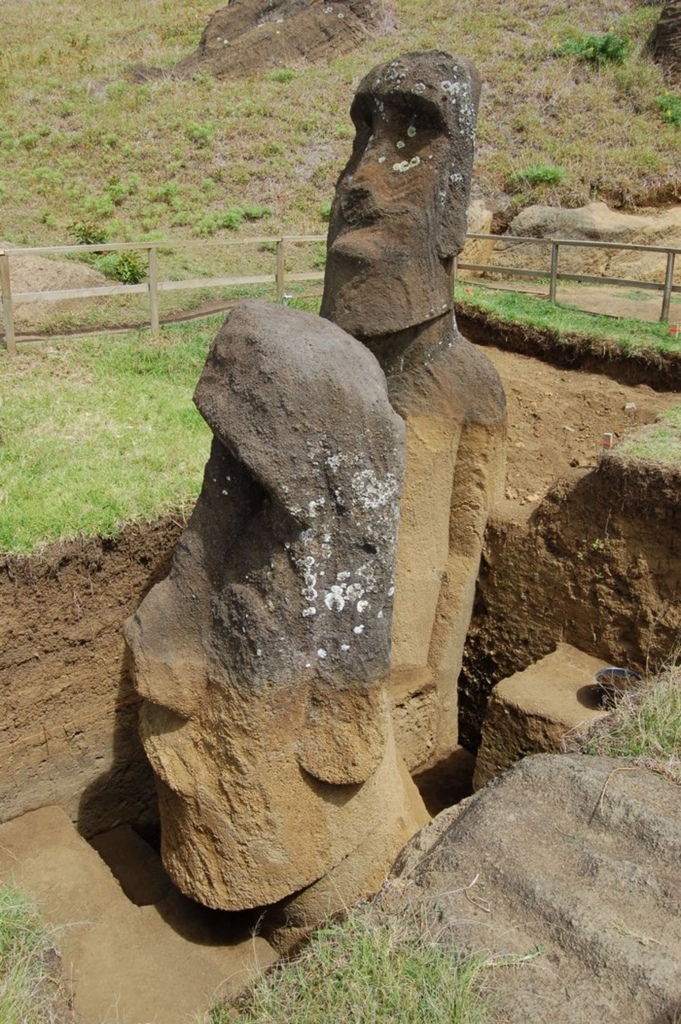 010-moai-sacred-origins-1_5weAb_1200x0.jpg