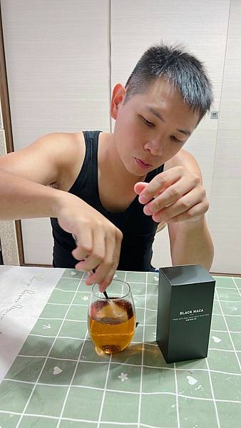 先生沖泡津津根之屋-祕魯黑瑪卡粉