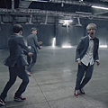 EXO_Growl_中文版_03.png
