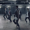 EXO_Growl_中文版_06.png