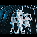 SHINee_Everybody_24.png
