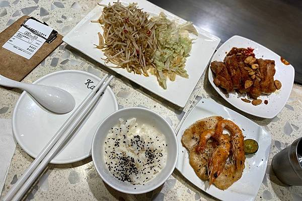 Taiwan: 100項返台美食清單(大菜，小菜，包餃餅類，