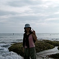 亞美在海邊.JPG