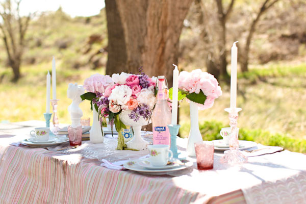 Colorful-Vintage-Bridal-Shower-01