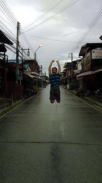 格式工廠IMAG0402_BURST003.jpg 格式工廠IMAG0402_BURST003.jpg