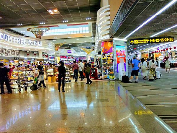 /tmp/phpwsnV68 /tmp/phpwsnV68