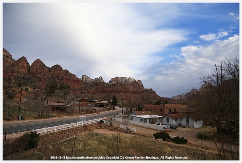 IMG_7090a 12-18 Zion National ParkZionPark.JPG