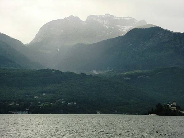 【第一次去歐洲就自助】安錫 Anncy瑞士邊境的法國美麗小鎮 (下) 【第一次去歐洲就自助】安錫 Anncy瑞士邊境的法國美麗小鎮 (下)