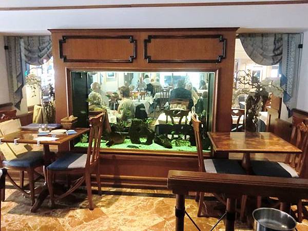 【第一次去歐洲就自助】安錫 Anncy瑞士邊境的法國美麗小鎮 (下)