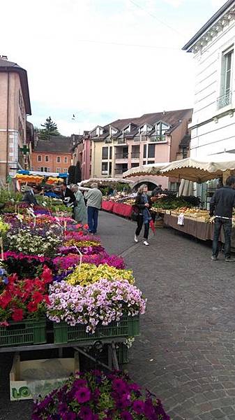 【第一次去歐洲就自助】安錫 Anncy瑞士邊境的法國美麗小鎮 (下)