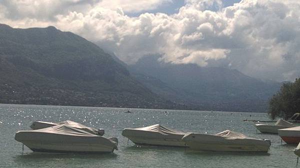 【第一次去歐洲就自助】安錫 Anncy瑞士邊境的法國美麗小鎮 (下)