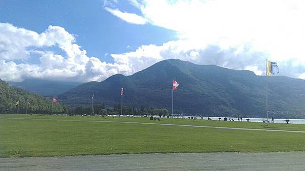 【第一次去歐洲就自助】安錫 Anncy瑞士邊境的法國美麗小鎮 (下)