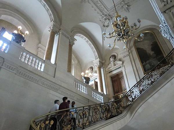 【第一次去歐洲就自助】羅浮宮+巴黎歌劇院+拉法葉百貨 之 地鐵7號線 【第一次去歐洲就自助】羅浮宮+巴黎歌劇院+拉法葉百貨 之 地鐵7號線