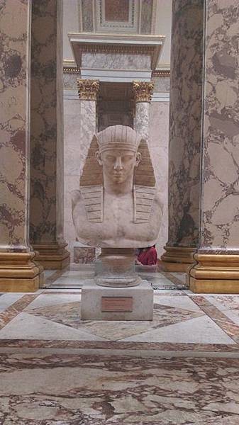 【第一次去歐洲就自助】羅浮宮+巴黎歌劇院+拉法葉百貨 之 地鐵7號線 【第一次去歐洲就自助】羅浮宮+巴黎歌劇院+拉法葉百貨 之 地鐵7號線