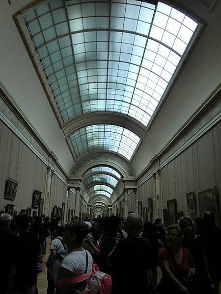 【第一次去歐洲就自助】羅浮宮+巴黎歌劇院+拉法葉百貨 之 地鐵7號線