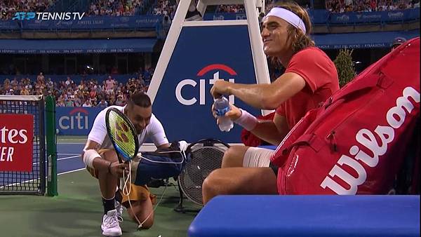 kyrgios-tsitsipas_delievery_tennis_tv.jpg