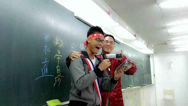 1545215_690473140973636_1430616270_n 1545215_690473140973636_1430616270_n