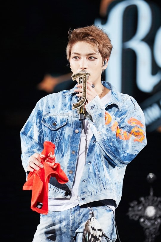 a726b85bgy1fcl4c4w3vbj20f00mh40o a726b85bgy1fcl4c4w3vbj20f00mh40o