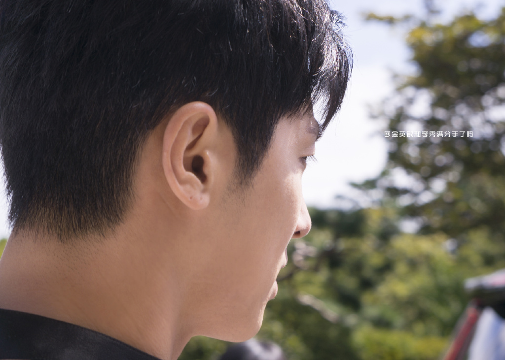 7f56b617gy1fjlopi83gwj22sj1zte84