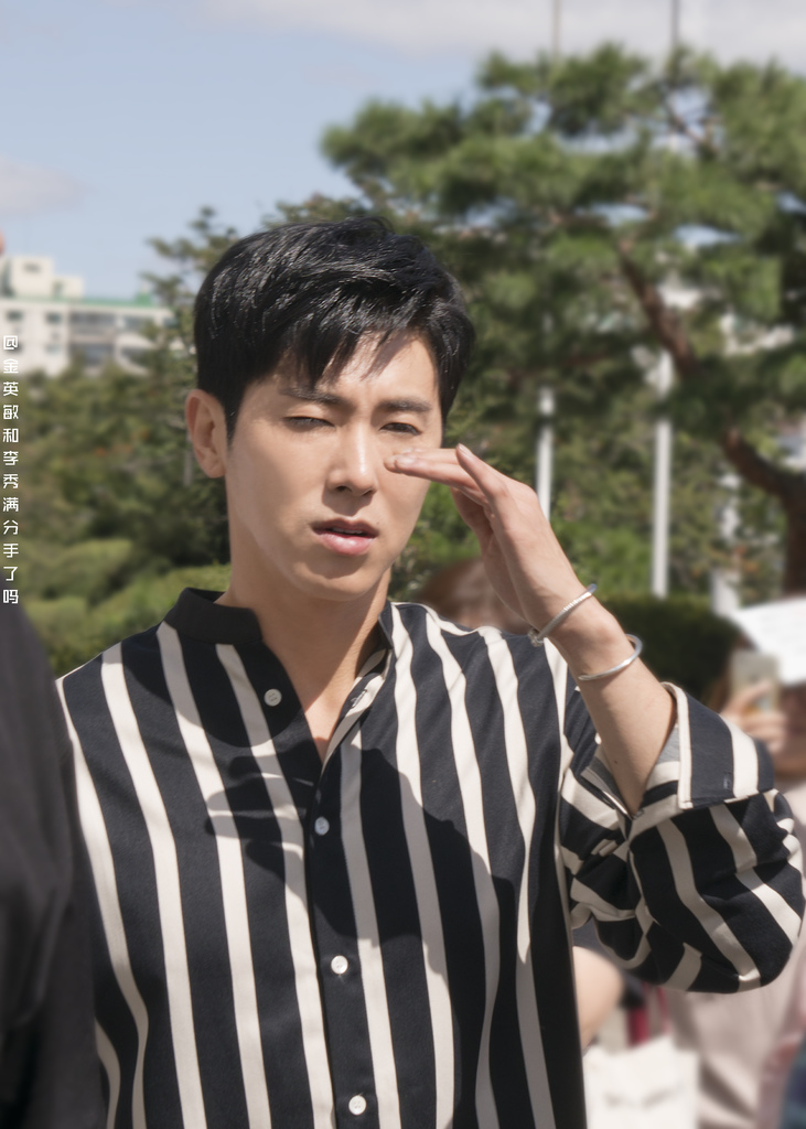 7f56b617gy1fjlopqxlmtj21sr2ioe82