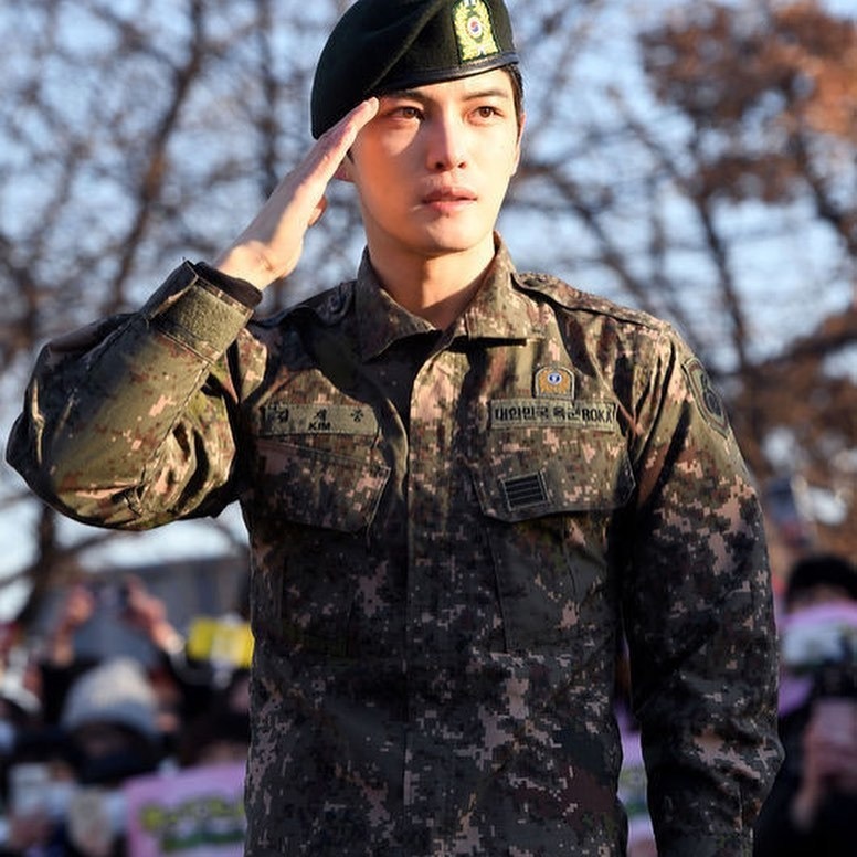 /tmp/phpQwmD3n /tmp/phpQwmD3n