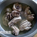 蒜頭香菇雞湯(雞肉)