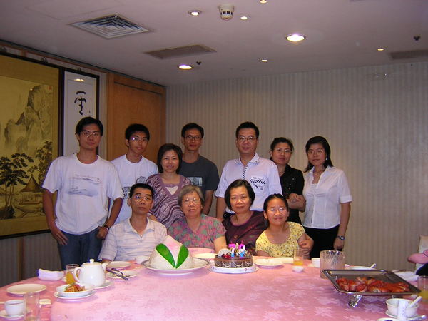2004/6/19-家族聚餐