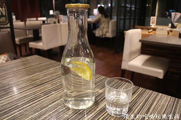 IMG_7100 IMG_7100