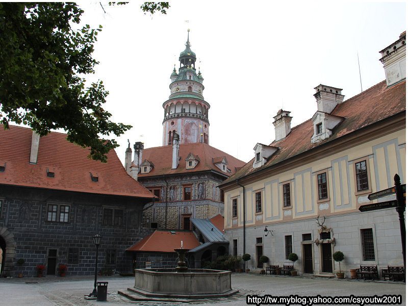 克魯諾夫城堡風光-捷克駱駝