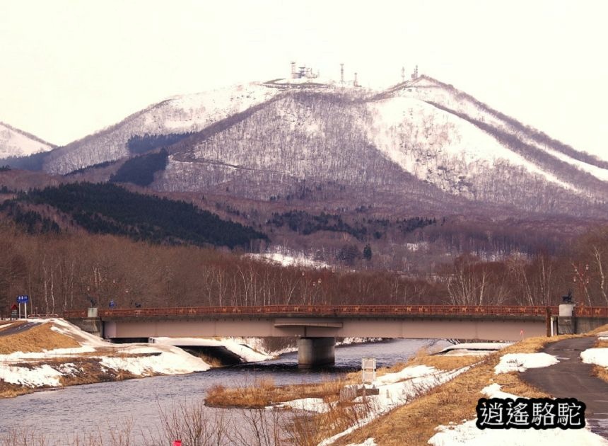 硫黃山MOKMOK空間-日本駱駝