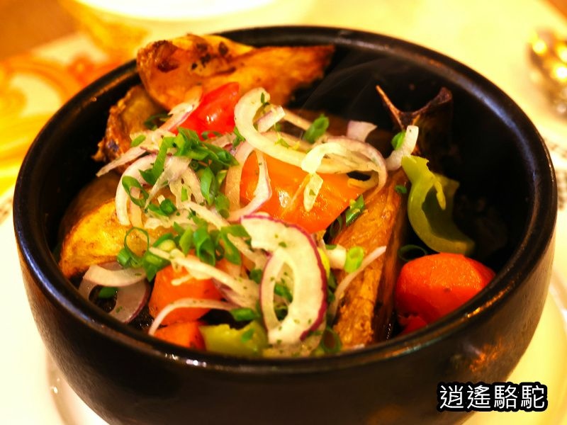 烏蘭巴托最後的晚餐-蒙古駱駝