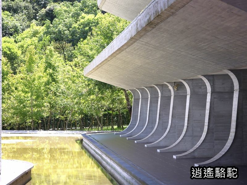 向山行政暨遊客中心-南投駱駝