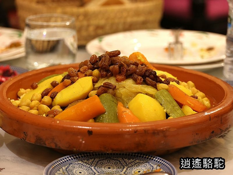 菲斯古城的午餐Ryad Nejjarine-摩洛哥駱駝